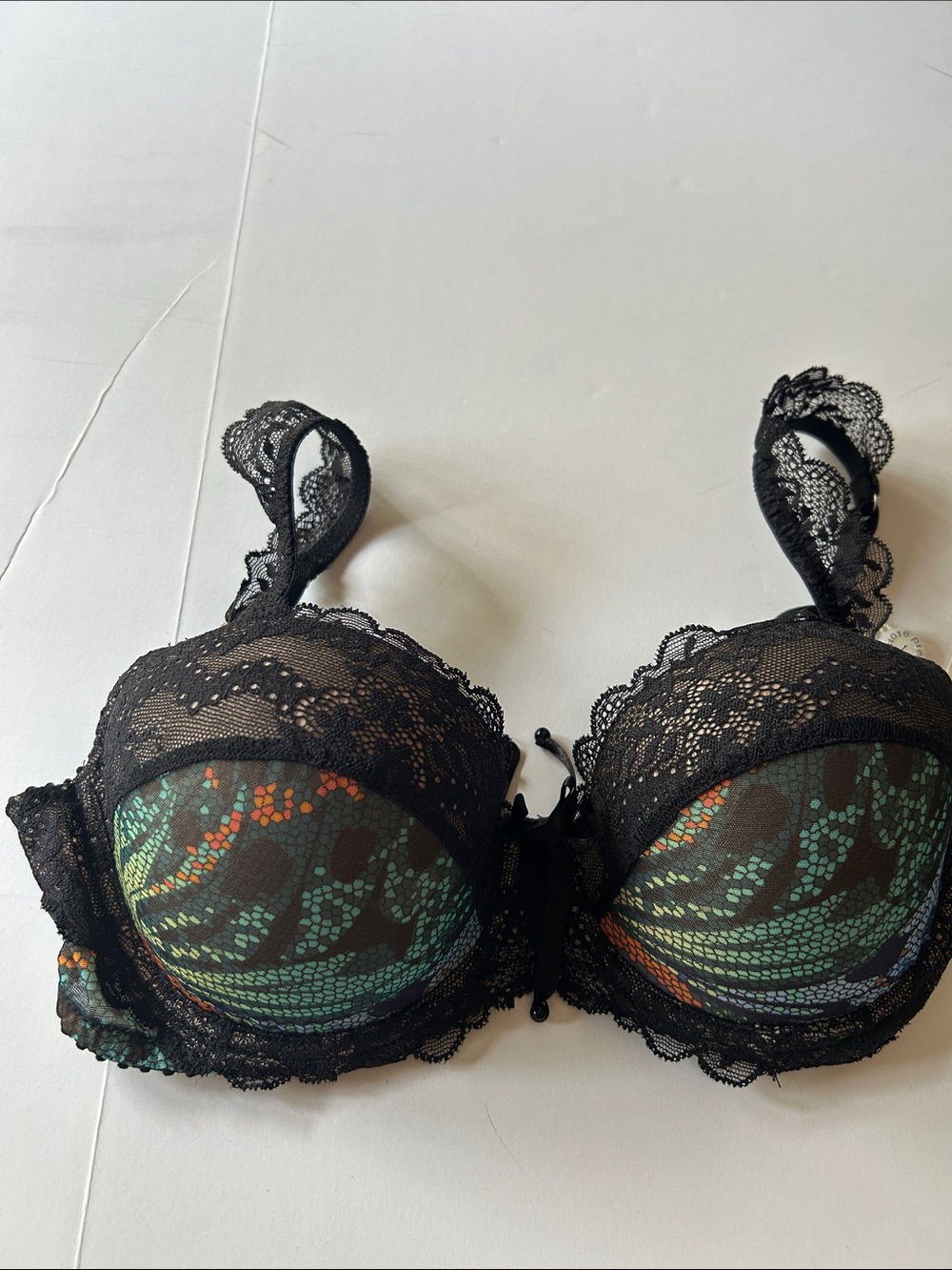 NWT Black Lace Bra with multi Pattern
